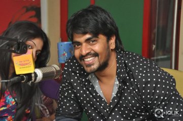 Galata Movie Team at Radio Mirchi